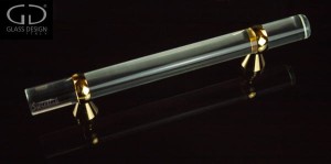 ekskluzywne-uchwyty-meblowe-krysztalowe-zlota-chromowana-stopka-wloskiej-firmy-Glass-design-Swietlik-M510T01F3CF128.jpg