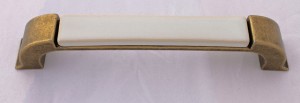 uchwyt-do-mebli-giusti-porcelana-aivory-M560100D1G